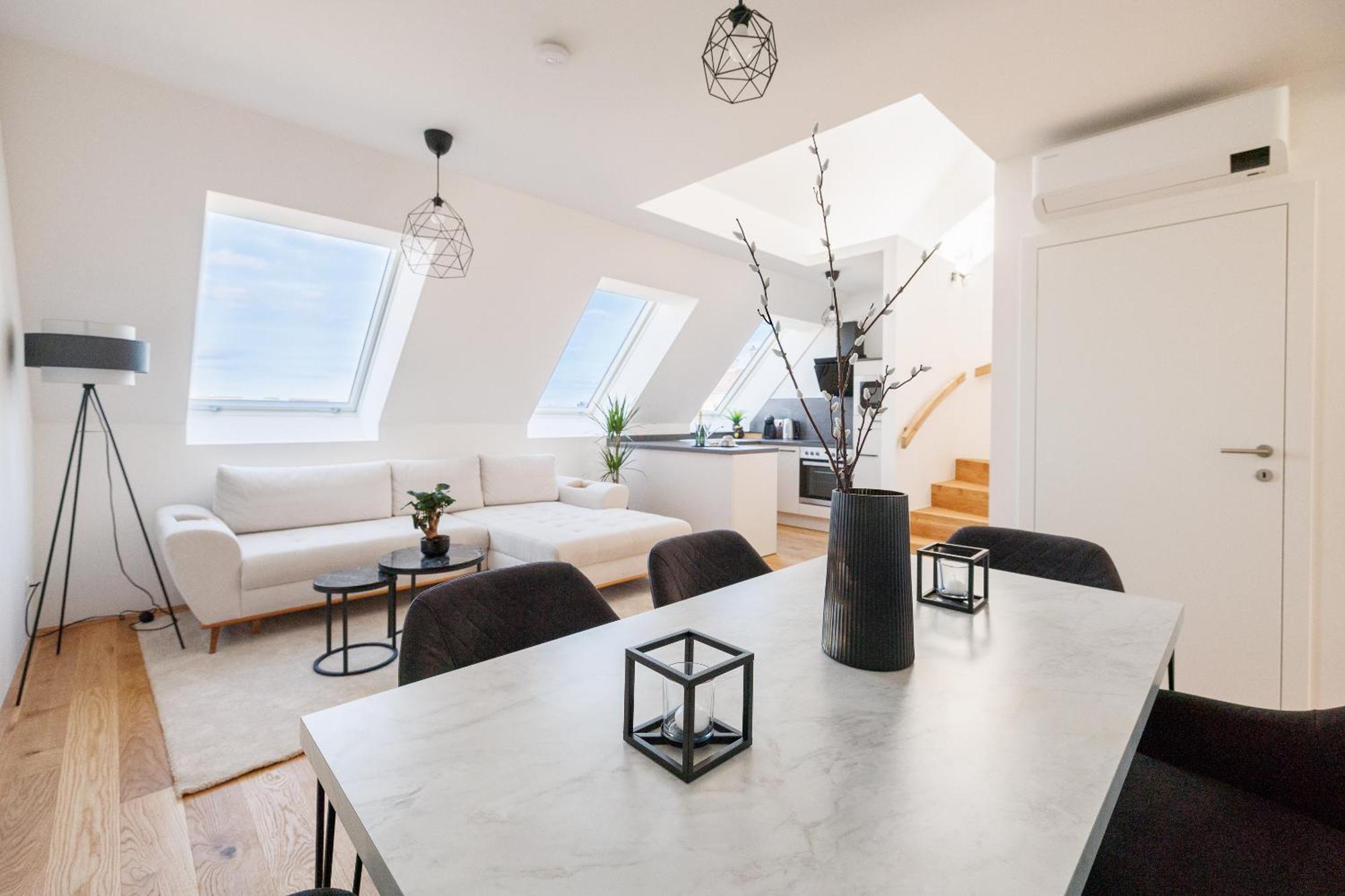 Symphony Apartments 38 - Modern Loft With Terrace And Grill In Central Location Wien Exterior foto
