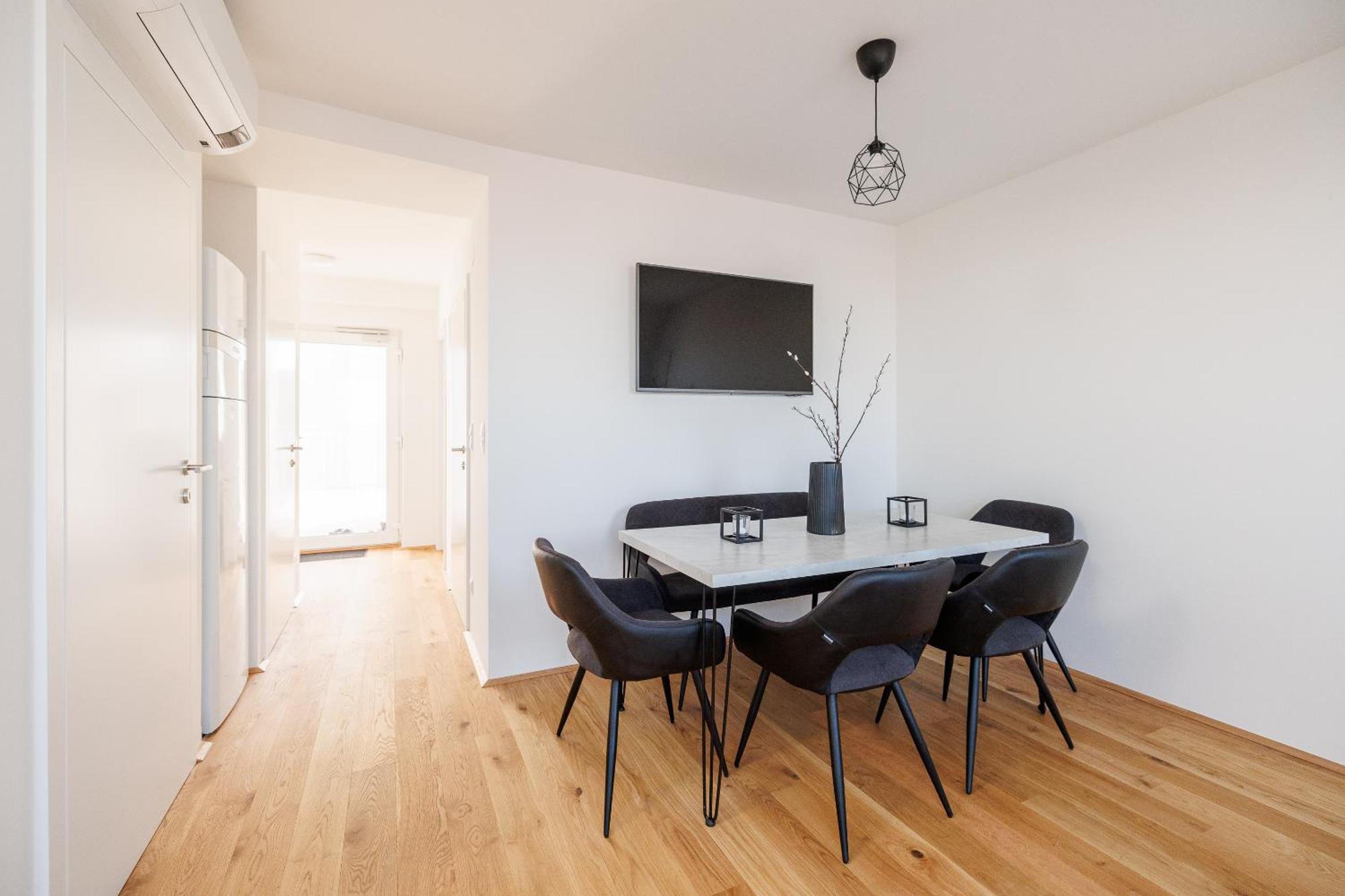 Symphony Apartments 38 - Modern Loft With Terrace And Grill In Central Location Wien Exterior foto