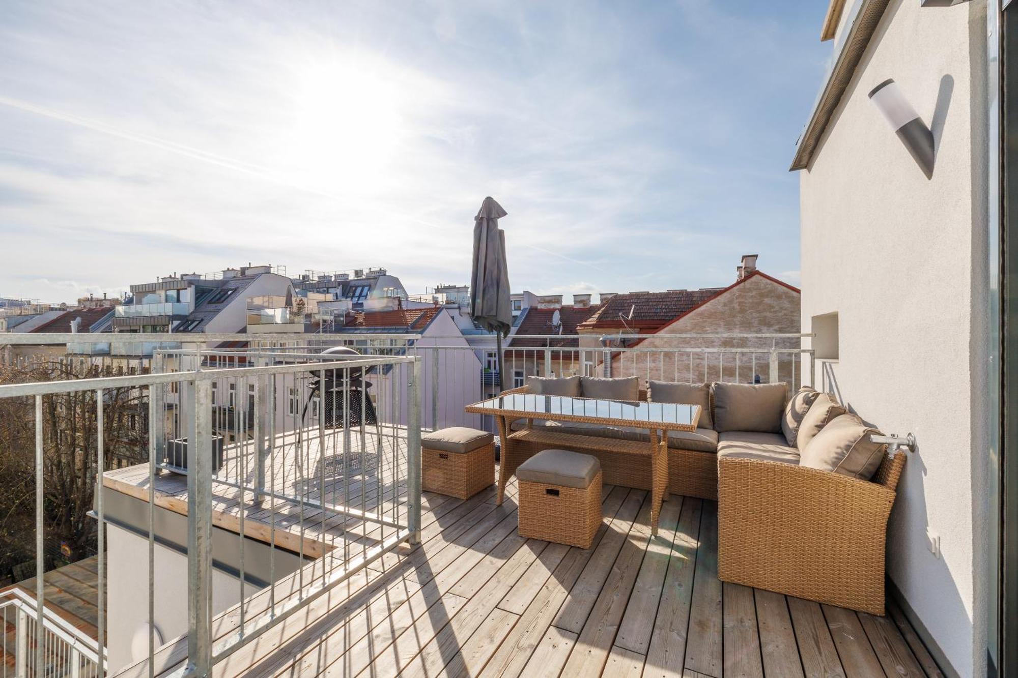 Symphony Apartments 38 - Modern Loft With Terrace And Grill In Central Location Wien Exterior foto