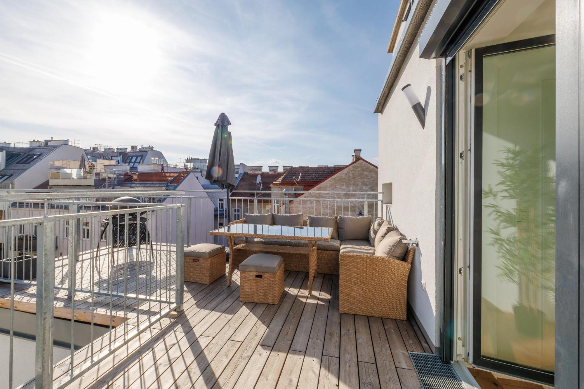 Symphony Apartments 38 - Modern Loft With Terrace And Grill In Central Location Wien Exterior foto